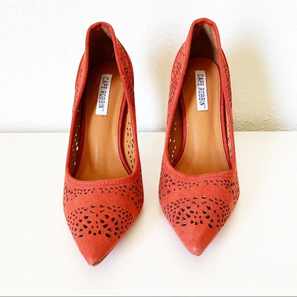 Cape Robbin Priscilla Perforated Red Heels Size 7.5